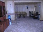 База отдыха Фрегат на Малом Море, Байкал. Гостиная в номере люкс - бронирование без накруток